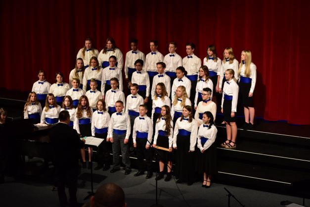 Mont Harmon Christmas Chorus and Band Concerts