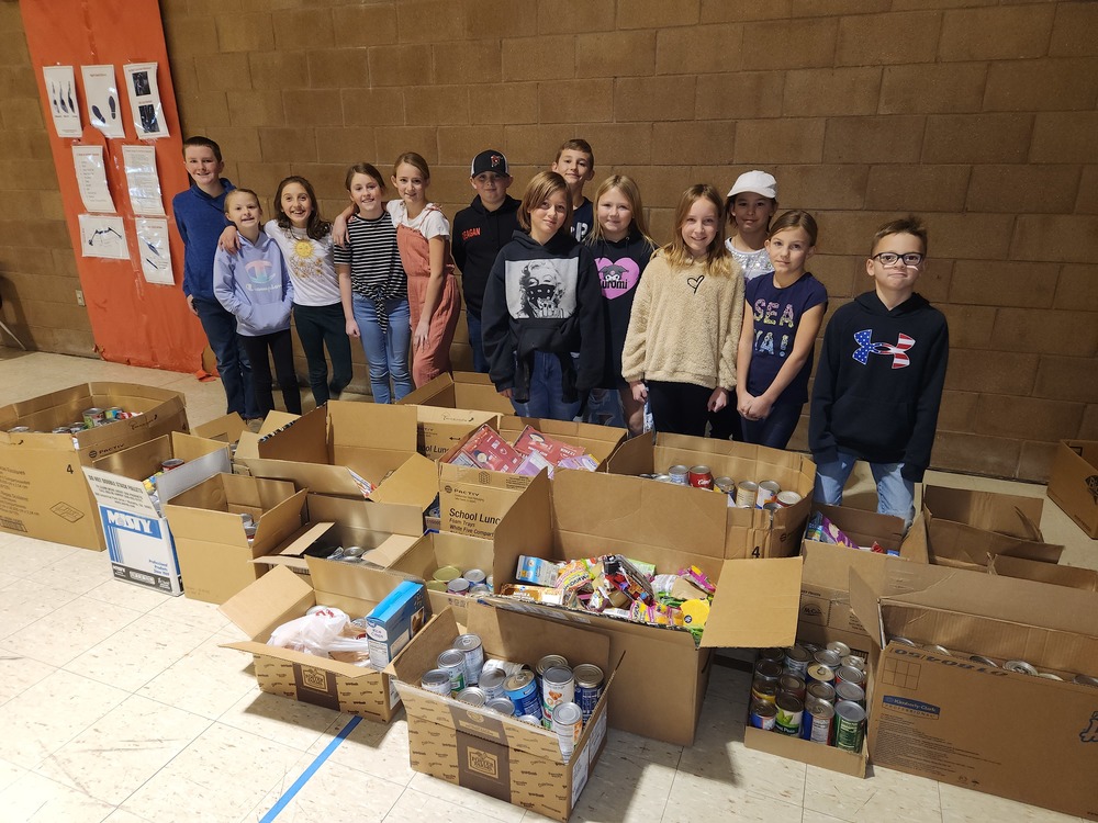 Sally Mauro Organizes Food Drive