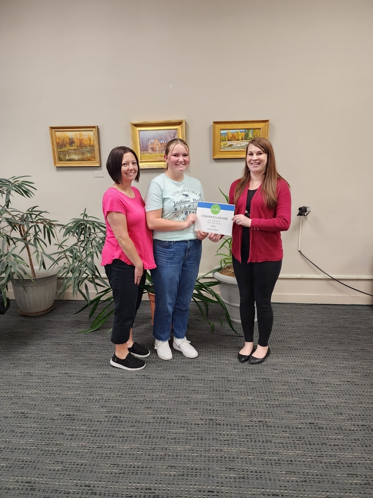 Carbon High student wins Zions Bank Scholarship