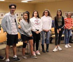 Exchange students meet Board